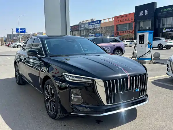 Hongqi H5 PHEV 2025