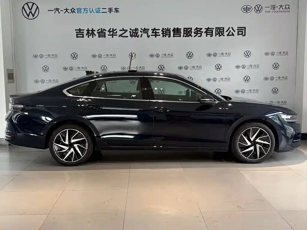 Volkswagen Magotan 2024