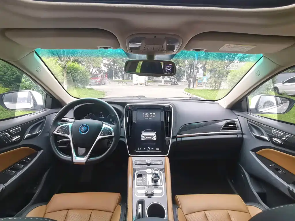 BYD Qin NEV 2018 — фото 5