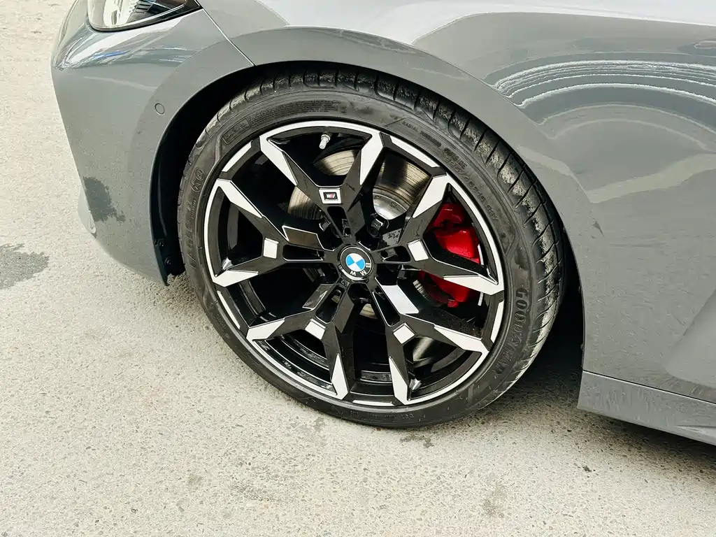 BMW 4 Series 2025 — фото 16