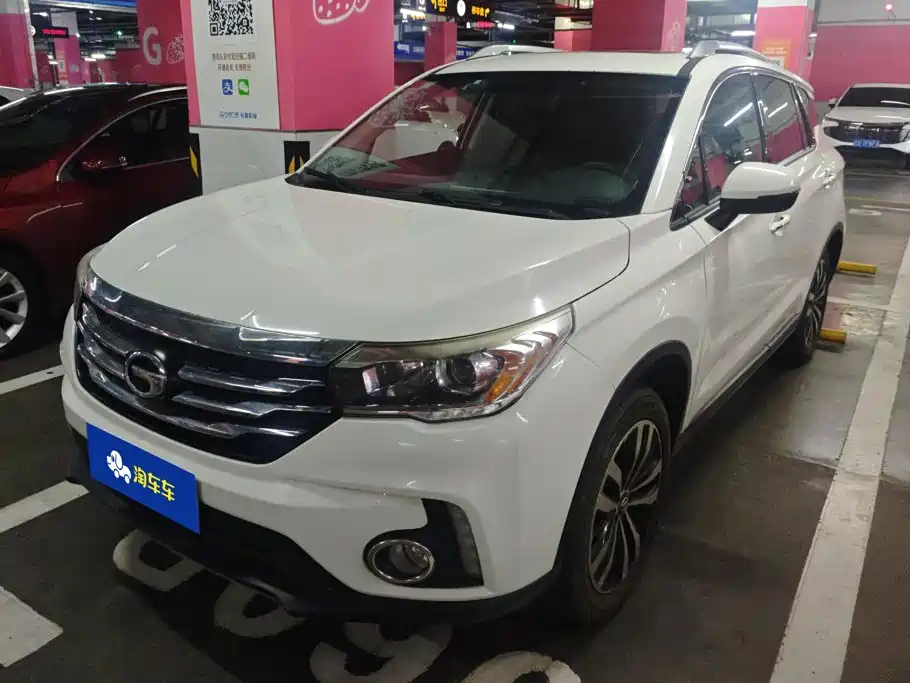 GAC Trumpchi GS4 2016 — фото 1