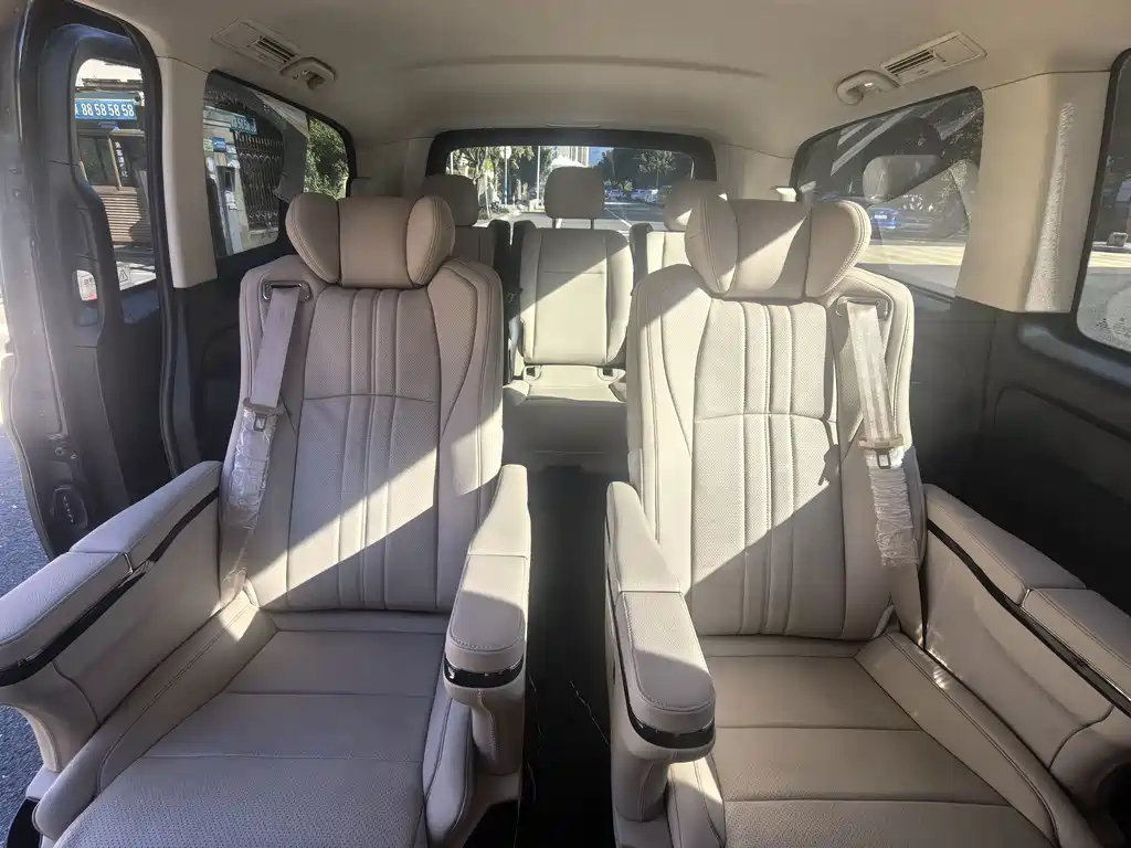 Mercedes-Benz Vito 2017 — фото 9