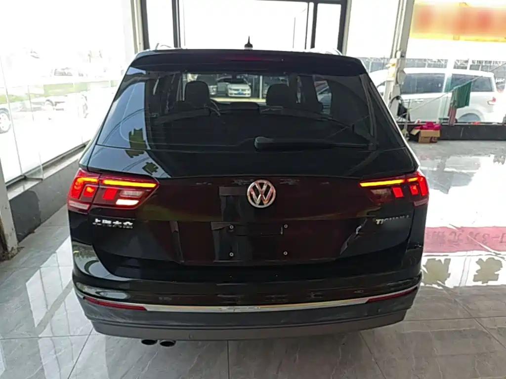 Volkswagen Tiguan L 2019 — фото 6