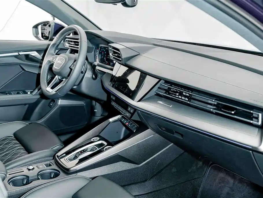 Audi A3 2025 — фото 16