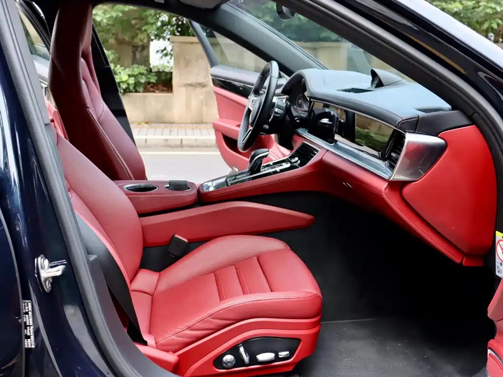 Porsche Panamera 2019 — фото 14