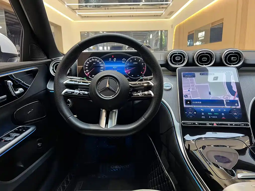 Mercedes-Benz C-Class 2023 — фото 14