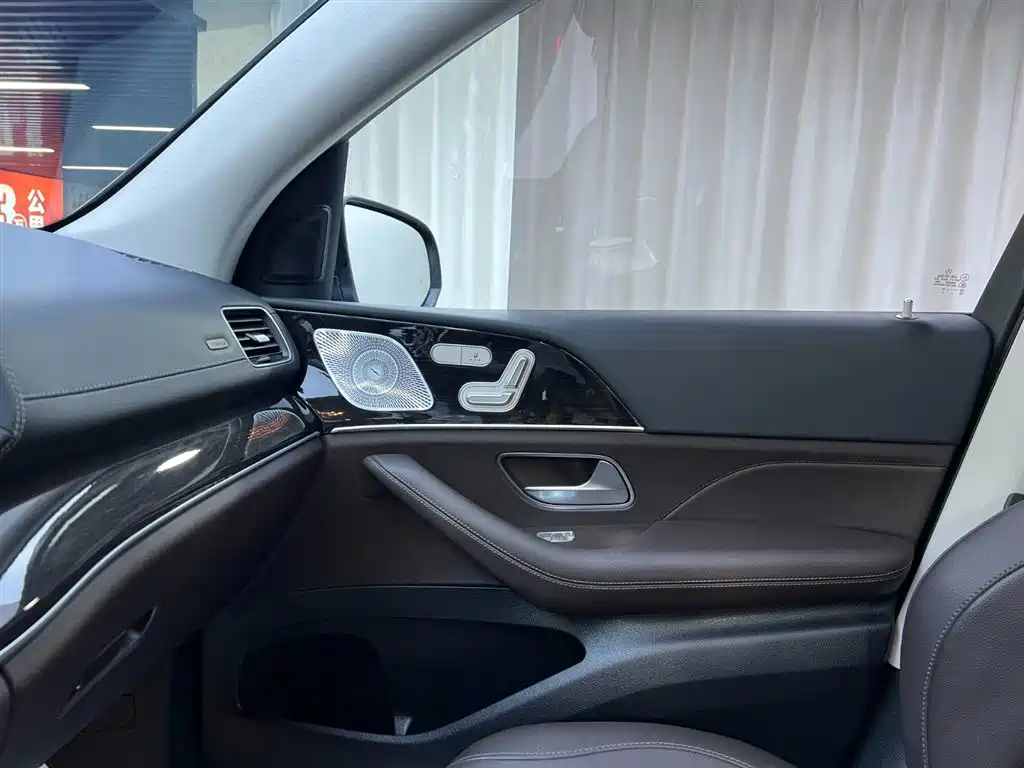Mercedes-Benz GLE 2023 — фото 16