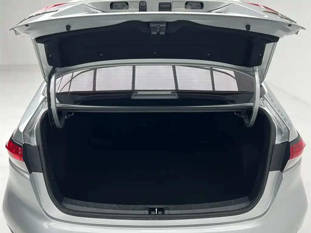 Toyota Levin 2022 — фото 20