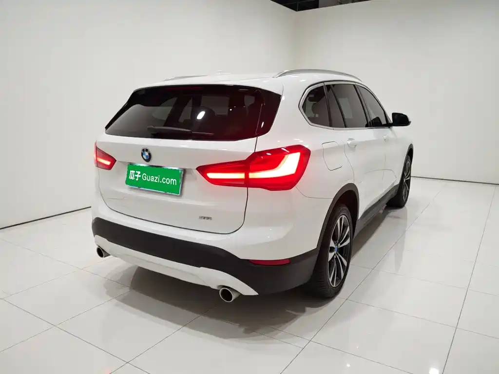 BMW X1 2020 — фото 4