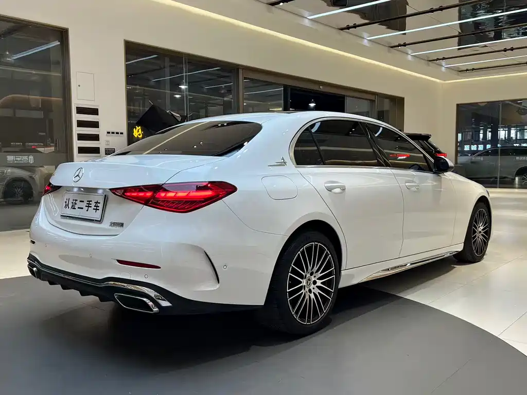 Mercedes-Benz C-Class 2023 — фото 20