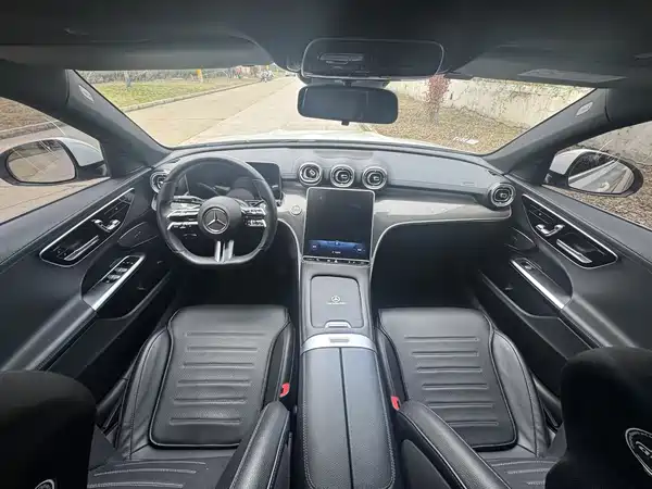 Mercedes-Benz C-Class 2022