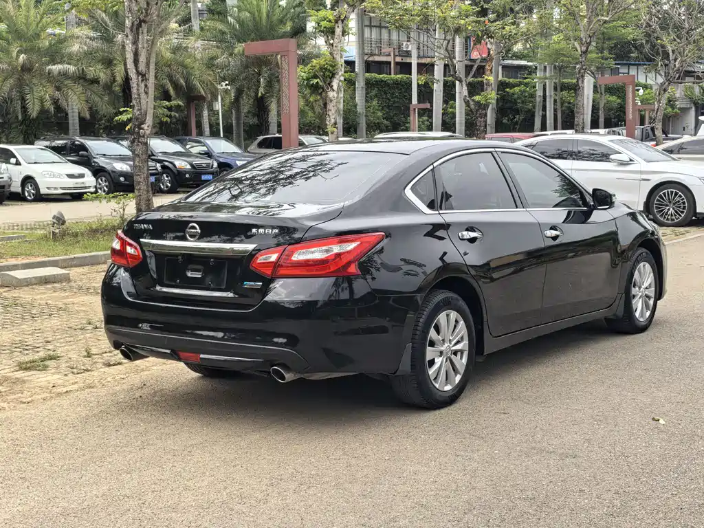 Nissan Teana 2017 — фото 4