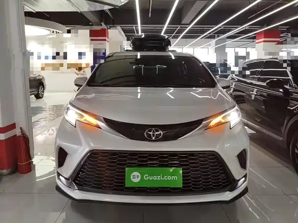 Toyota Granvia 2025