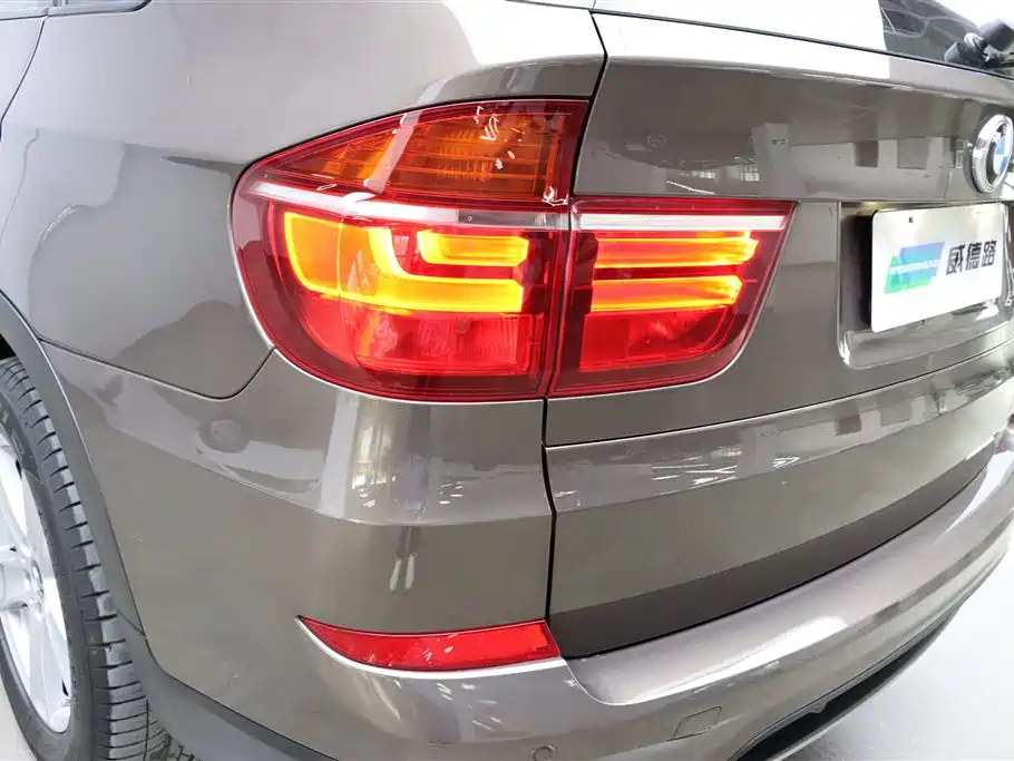 BMW X5 2013 — фото 32