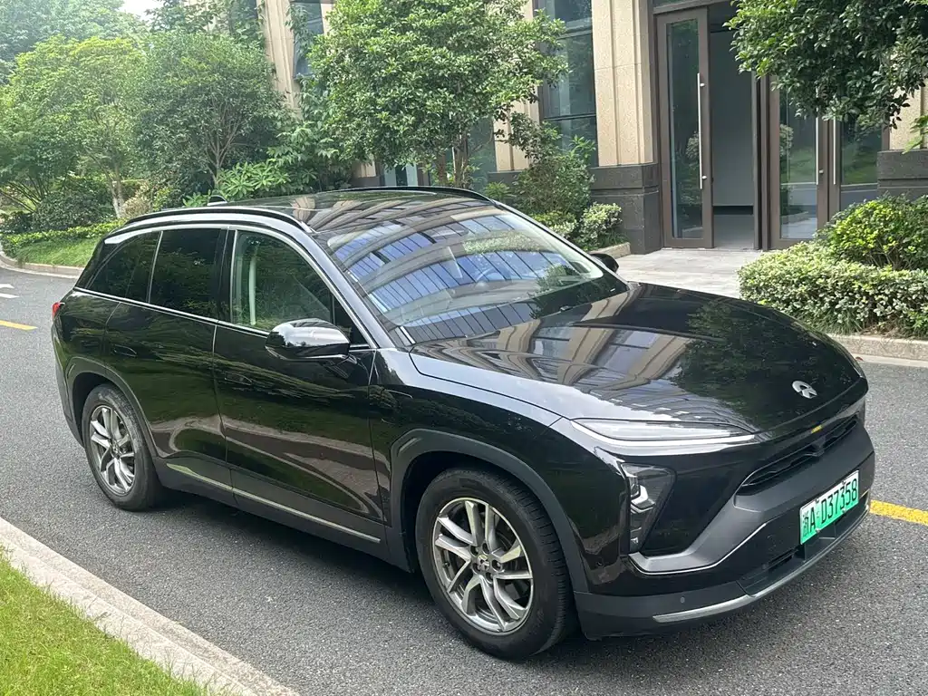 NIO ES6 2020
