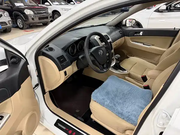 Brilliance H330 2013