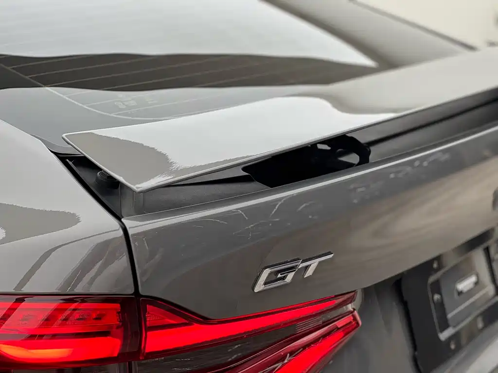 BMW 6 Series GT 2022 — фото 25