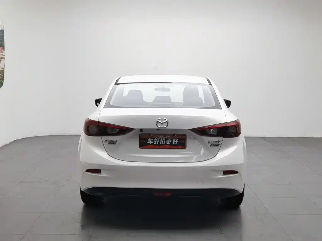 Mazda 3 Axela 2018