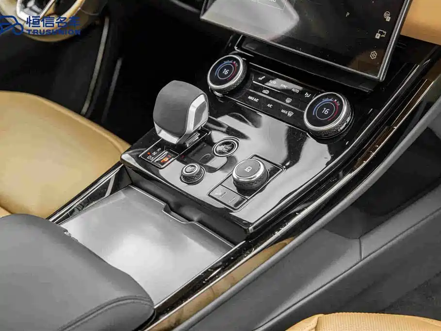 Land Rover Sport 2023 — фото 19