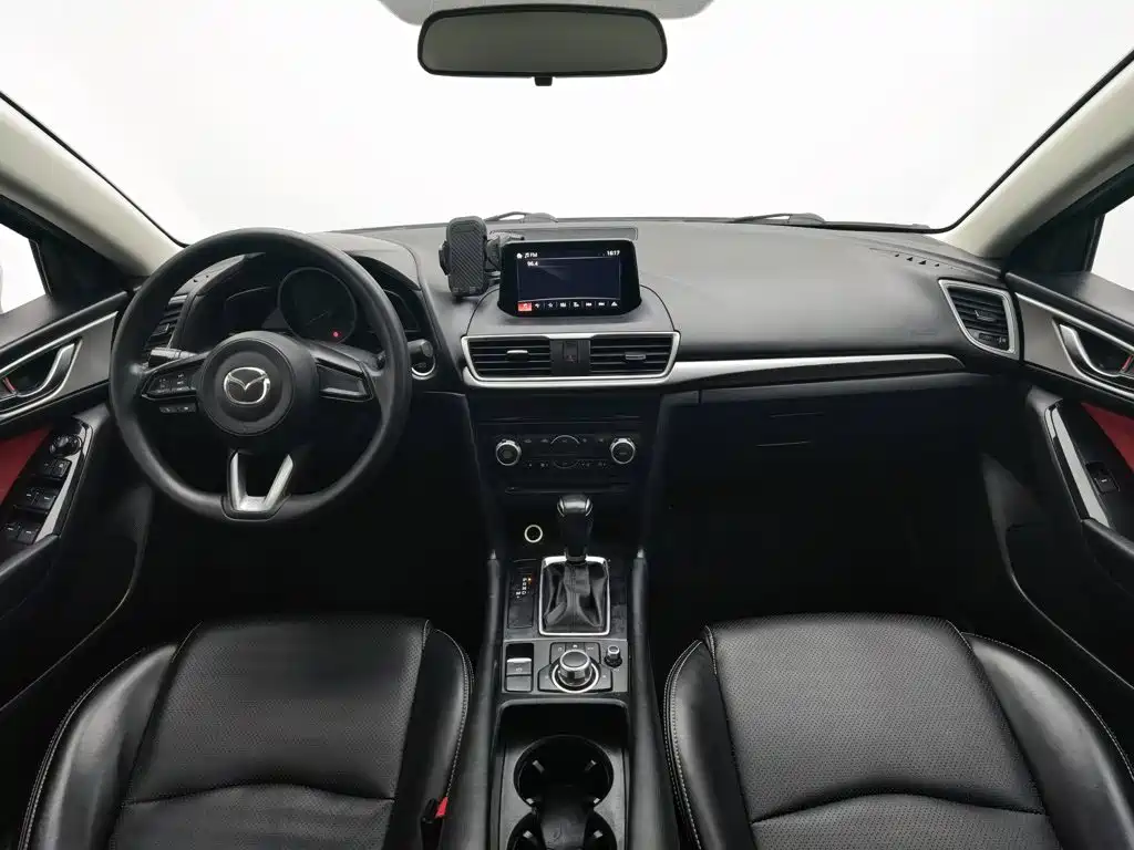 Mazda 3 Axela 2018
