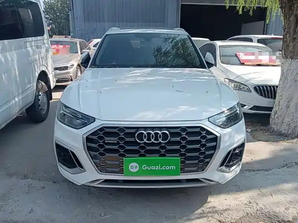 Audi Q5L 2021