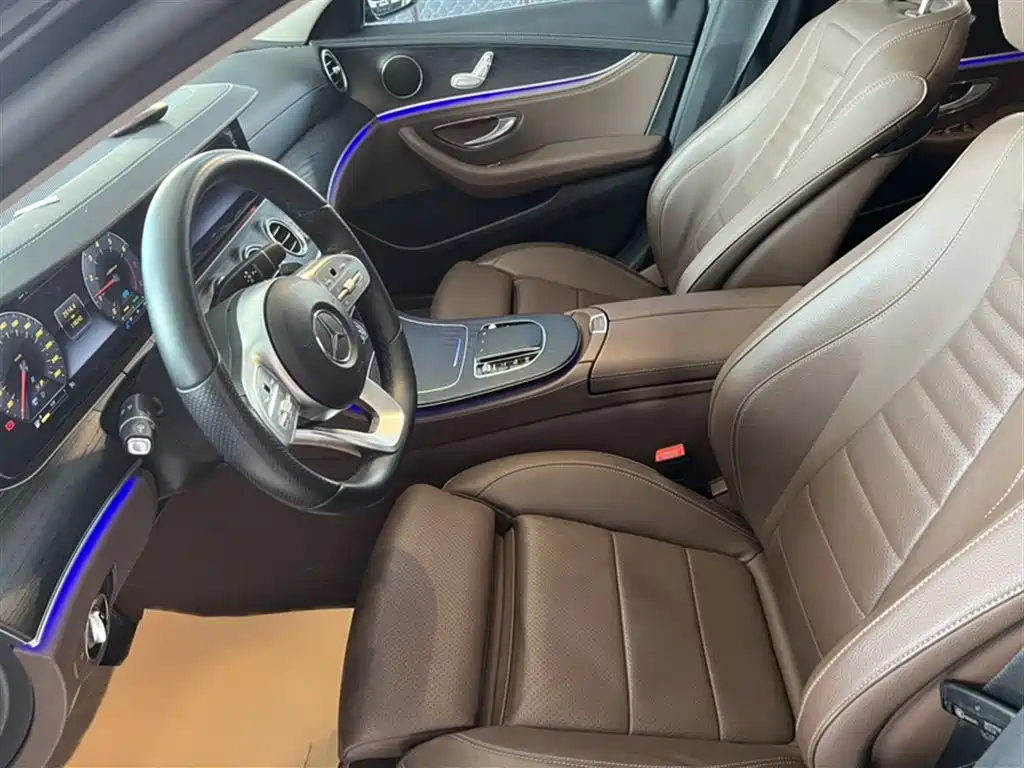 Mercedes-Benz E-Class 2020 — фото 9
