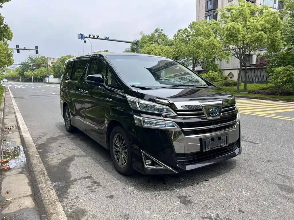 Toyota Vellfire 2019 — фото 16
