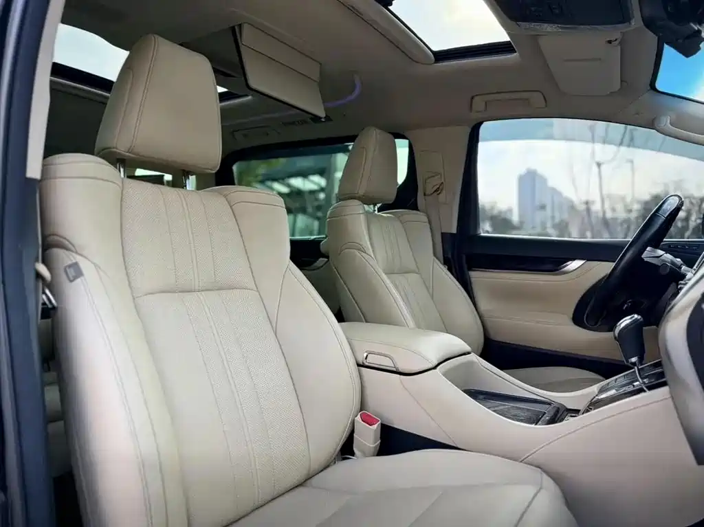 Toyota Vellfire 2019 — фото 13