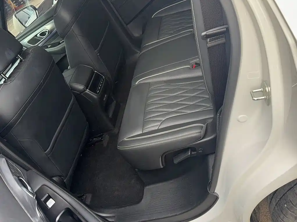 GAC Motor Trumpchi GS8 2022 — фото 17