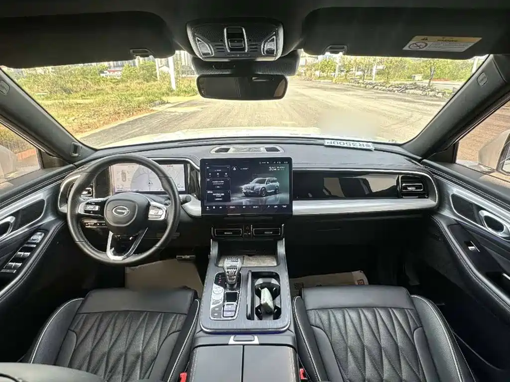 GAC Motor Trumpchi GS8 2022 — фото 19