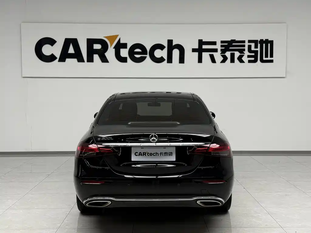 Mercedes-Benz E-Class 2023 — фото 3
