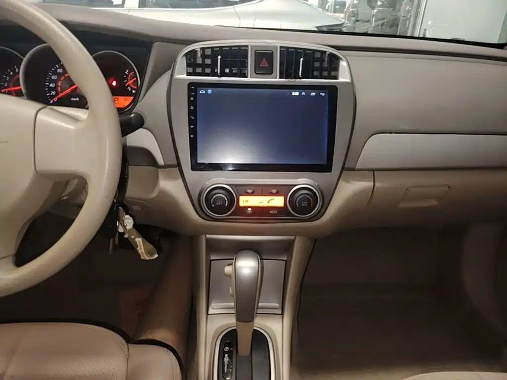 Nissan Sylphy 2016 — фото 13