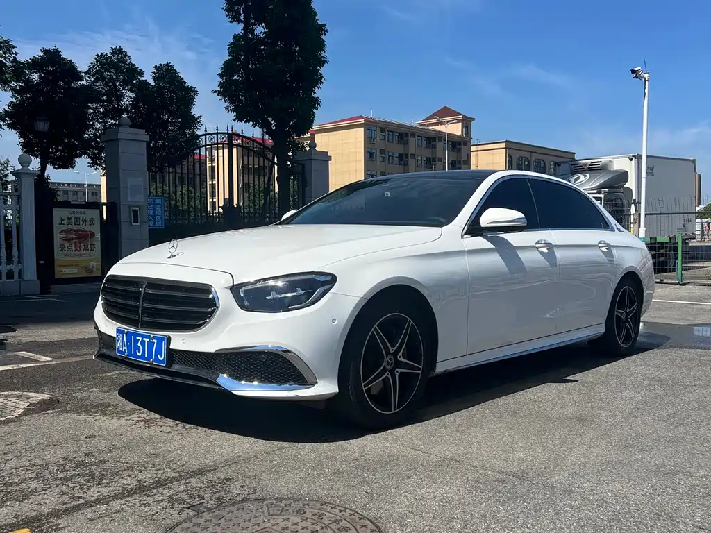 Mercedes-Benz E-Class 2020 — фото 1