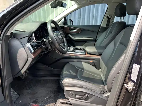 Audi Q7 2021