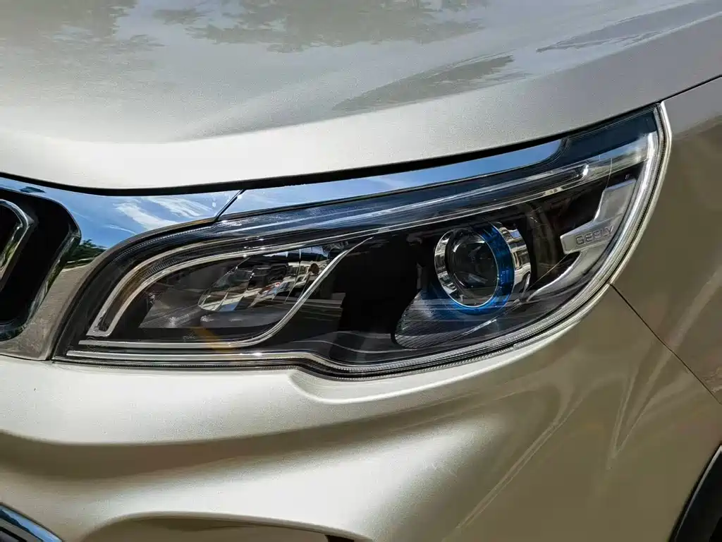 Geely Vision X3 2019 — фото 5