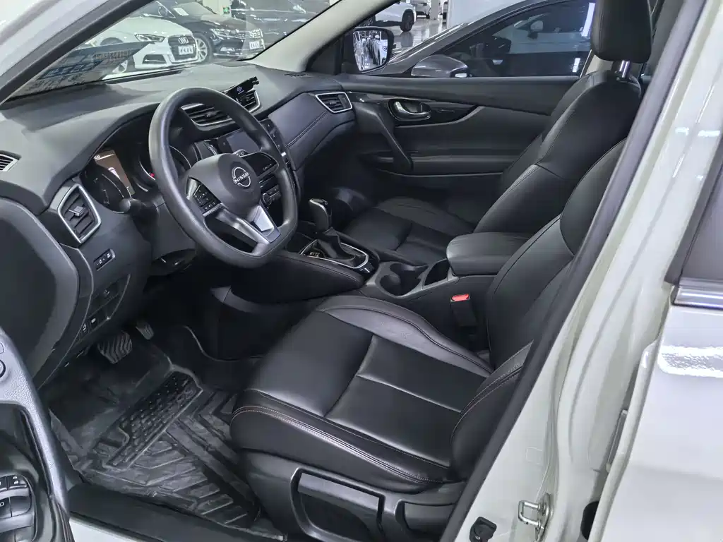 Nissan Qashqai 2023 — фото 7