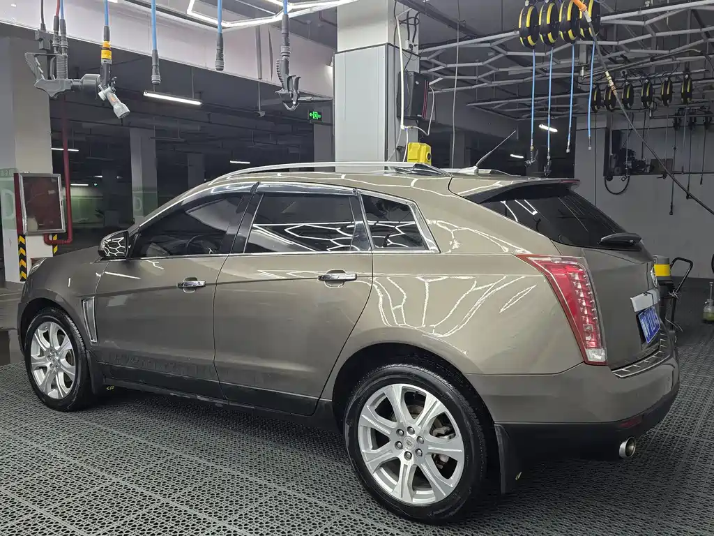 Cadillac SRX 2014 — фото 3