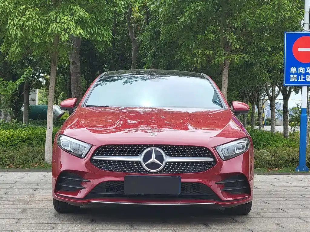 Mercedes-Benz A-Class 2021 — фото 2