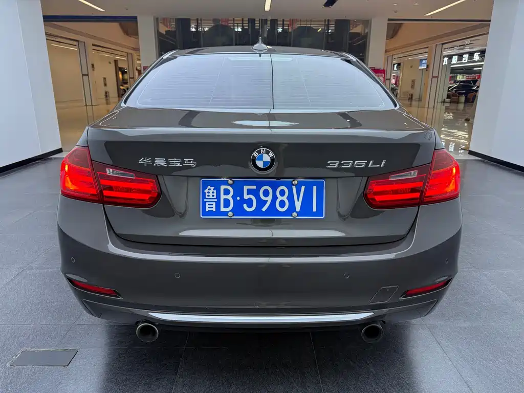 BMW 3 Series 2015 — фото 10