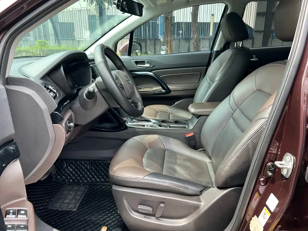 GAC Motor Trumpchi GS4 2016 — фото 8