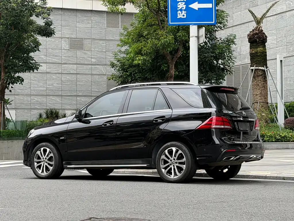 Mercedes-Benz GLE 2018