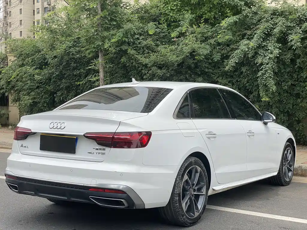 Audi A4L 2020 — фото 8
