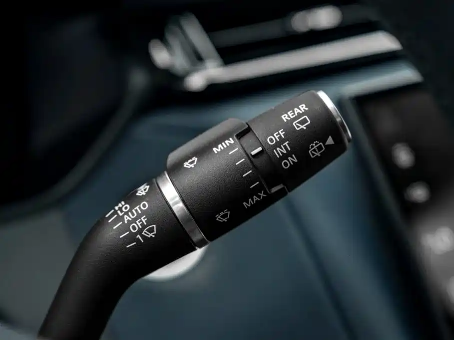 Land Rover Velar 2024 — фото 12