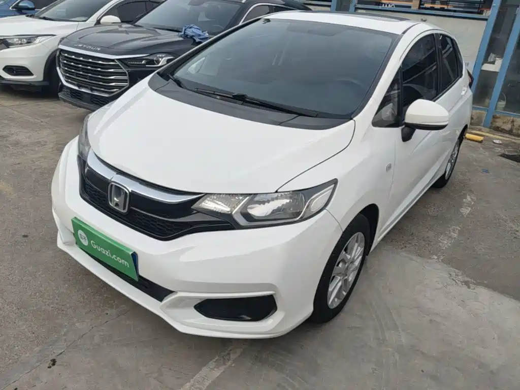 Honda Fit 2018 — фото 1