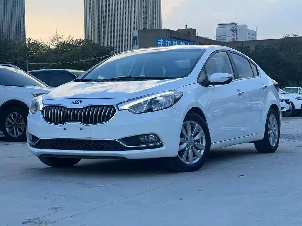 Kia K3 2015