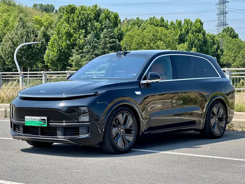 Li Auto Li L8 2025
