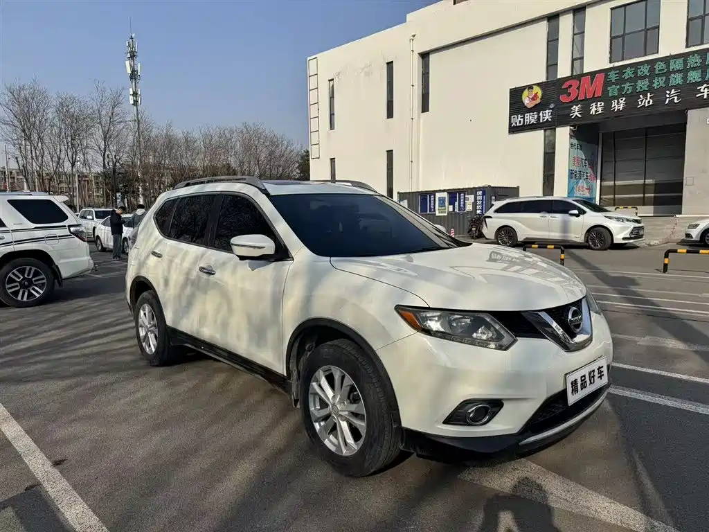 Nissan X-Trail 2015
