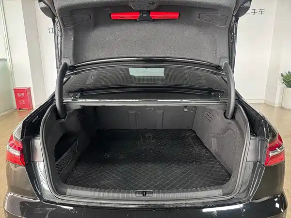 Audi A6L 2024