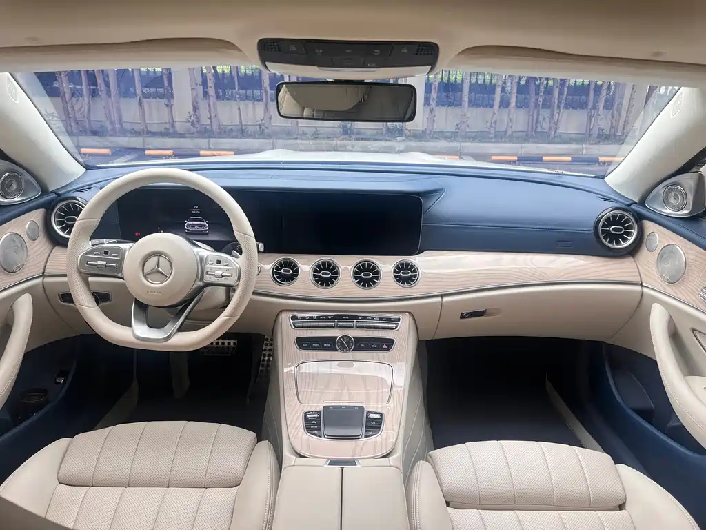 Mercedes-Benz E-Class 2020 — фото 13