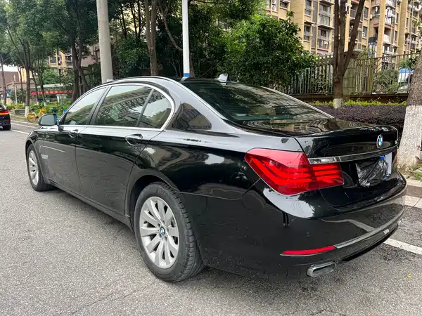 BMW 7 Series 2013